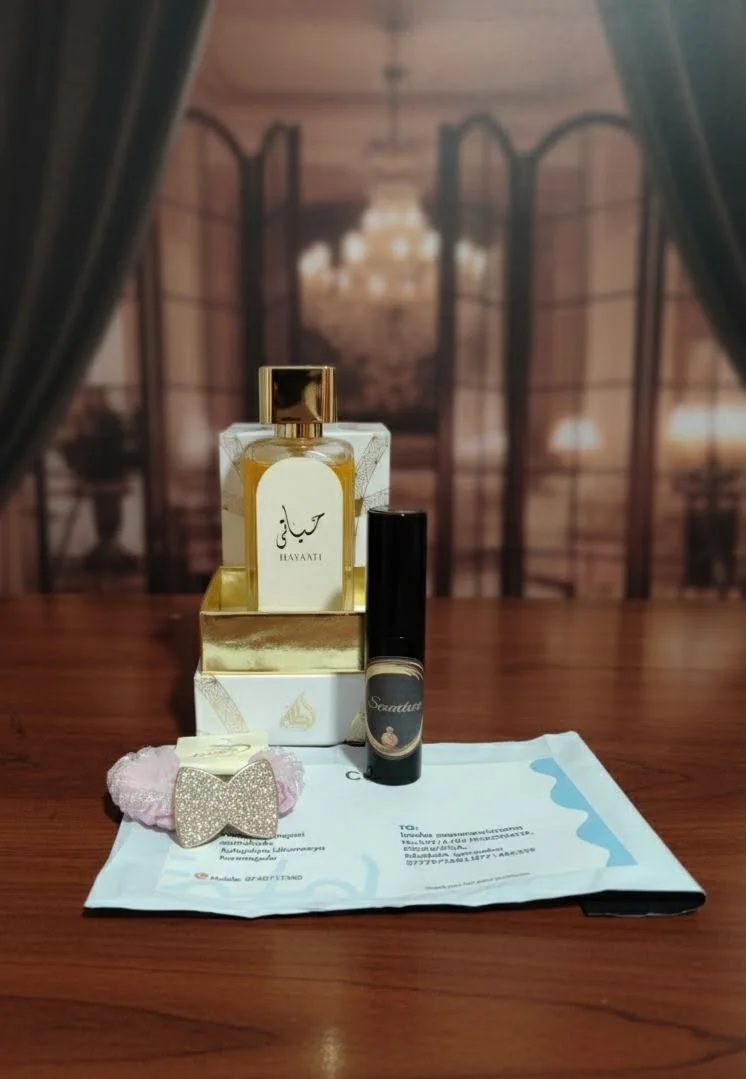 A rich evening fragrance editorial